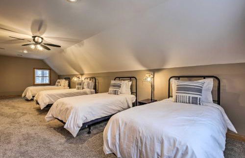 Lakefront Minocqua Getaway Dock, Game Room! - Foto 21