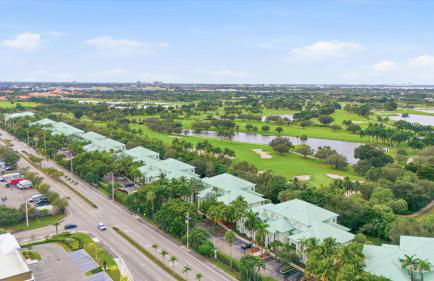 Spacious 1BR Loft Villa - Pool Golf - Doral Downtown - Foto 13