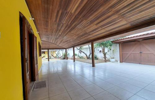 Casa Daslis Espaçosa e Bem Localizada - Foto 5