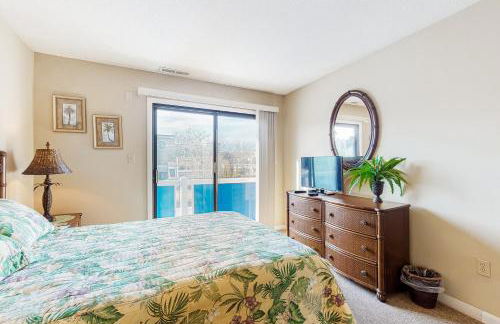 East of The Sun -- 39916 East Sun 422 - Photo 14