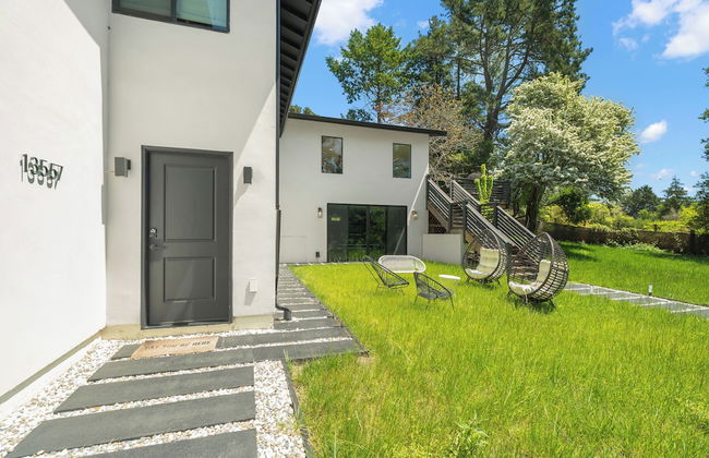 Oakland Hills Farmhouse Stunner + Game Room + Ac - Foto 33