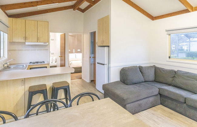 NRMA Warrnambool Riverside Holiday Park - Foto 25