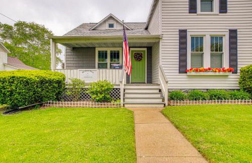 Lavish House with Patio - 2 Blocks to Green Lake! - Foto 31