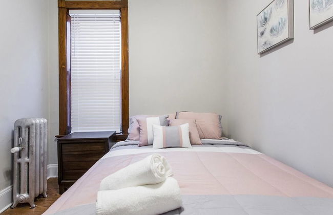 Cozy Depaul 2 Bedroom near Train, University, & Cubs - Foto 4