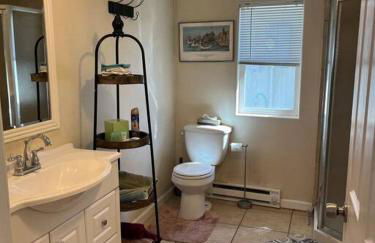 Cheerful pet-friendly bungalow right in town - Foto 2