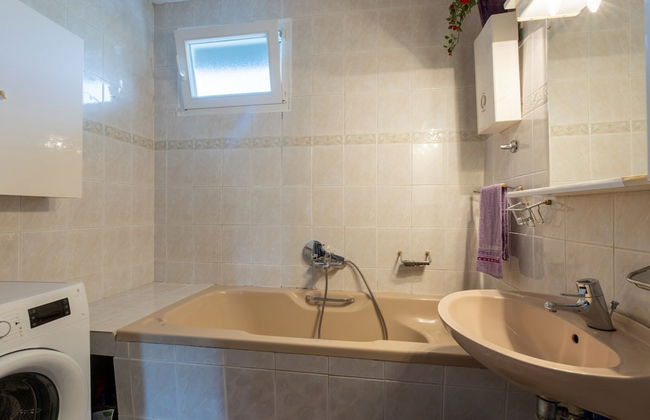 Kasteline Elegant Apartment With Balcony - Foto 14