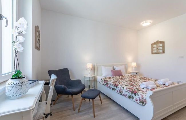 Apartments and Room Poesia - Foto 8