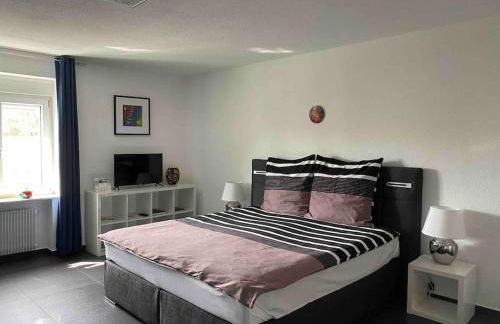 Preiswertes stilvolles Zimmer im privaten Haus mit großem schönem modernem Gemeinschaft Badenzimmer - Foto 57