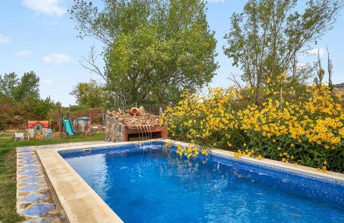 Spacious villa with pool in Porzuna - 90 m² and mountain view - Foto 13