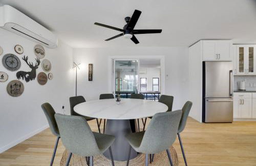 (NEW) Blue Mtn Poconos Retreat Htd pool pet frndly - Foto 12