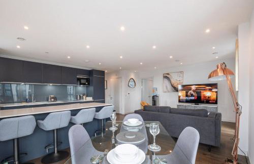 Stylish 2 BDR Apartment By Torr Property Group Short Lets & Serviced Accommodation With Free WiFi Central Manchester - Foto 46