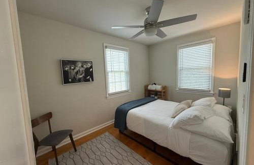 Cozy & Comfy Bright 3 Bedroom Home - Foto 17