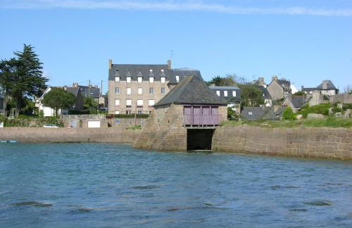 Studio les pieds dans l'eau au port de Ploumanac'h - Foto 9