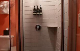 Downtown Urban Retreat 6 Beds Perfect for Groups - Foto 46