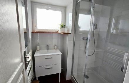 Chez Auguste - charmant studio 3 étoiles - Foto 7