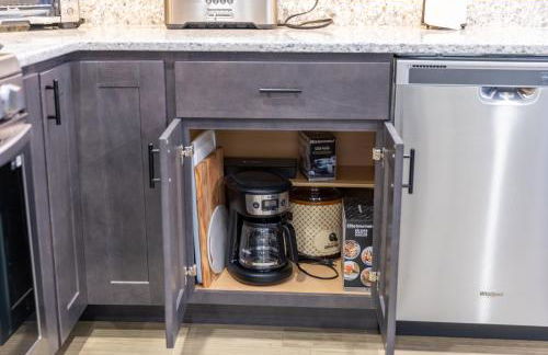 Deep Creek Retreat Hot Tub 85 inchTV all one level - Foto 58