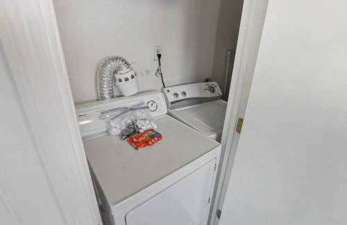 Housepitality - The Southern Orchards Cottage - Photo 16