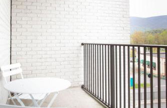 Piedmont Place Suite 401 Modern Apartment in Crozet Near King Family Vineyards - Foto 16