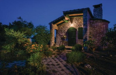 Nice Home In Cista Velika With Wifi - Photo 13