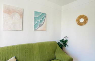 Stylish 2 Bedrooms near Metro 1 King bed & quiet retreat - Foto 1