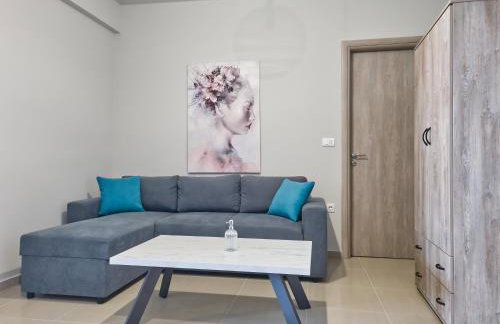 Epipleon Luxury Suites -106- Δωμάτιο 40τμ με βεράντα 45τμ μπροστά στην θάλασσα - Photo 4