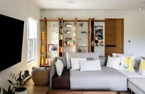 NEW! High-End Spanish Duplex | Luxury 3BR - Foto 3