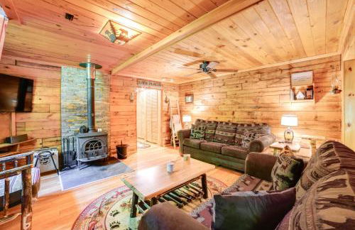 Cardinal Pines Cabin on 8 Acres - Dog Friendly! - Foto 4