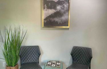 Decatur Home - Chic Comfort Family & Fun - Photo 15