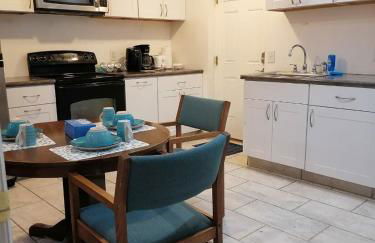 Great motherlaw apartments with your own entrance! - Foto 15