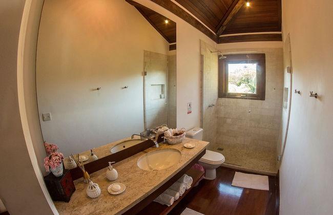 Mansão Exuberante Pé na Areia Ferradura - Photo 36