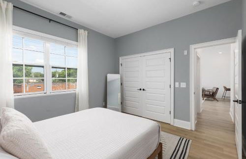 3 Miles to Downtown Broadway Bars - Walk to Coffee from Condo - Foto 13