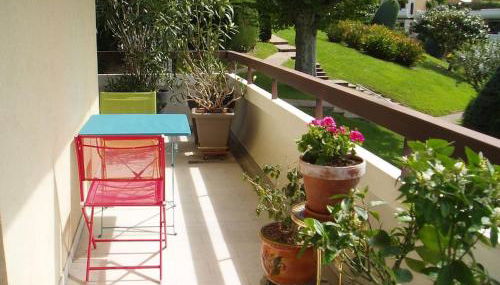 80m2 dans Parc Classé, Piscine, Calme, 5mn de Cannes - Foto 5, Garden, Garden view