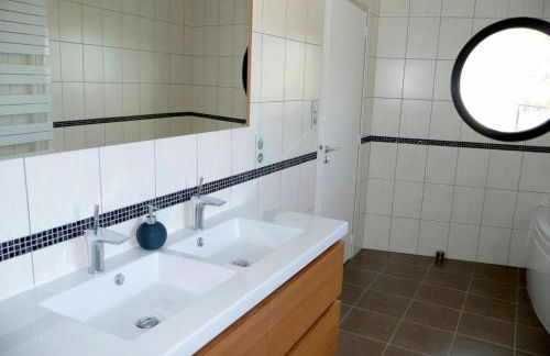 Villa in Telgruc-sur-Mer with Sea Views & Jacuzzi - Foto 23