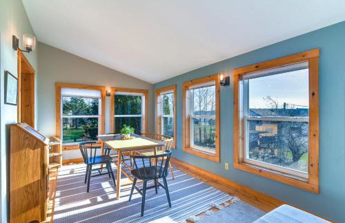 Oceanside Bass Harbor Home with Peaceful Deck! - Foto 1