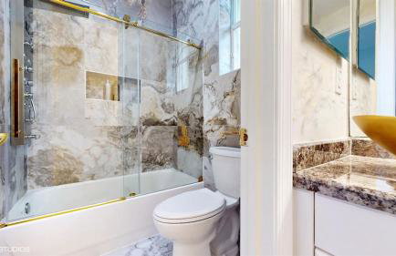 Luxury House with Movie Theater - Foto 44