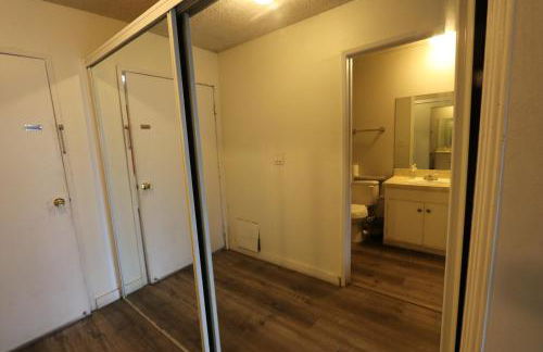 Private Apt with Queen bed in great neighborhood - Foto 6