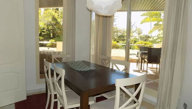 Servicio de comidas en la habitación