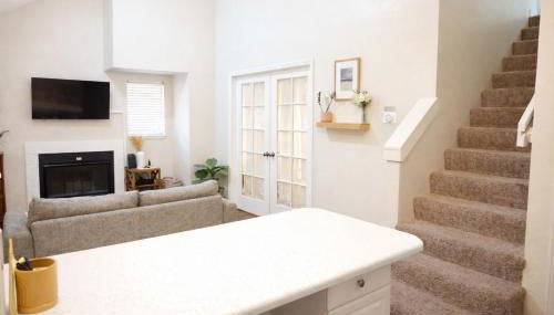 Lovely 2-bdrm Loft • Perfect Location • Downtown - Foto 4