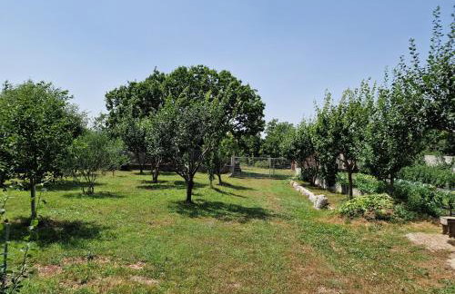 Charming village house with pool - Photo 7