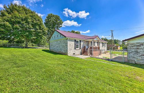 Family-Friendly Sanctuary BBQ, Patio and Yard - Foto 33