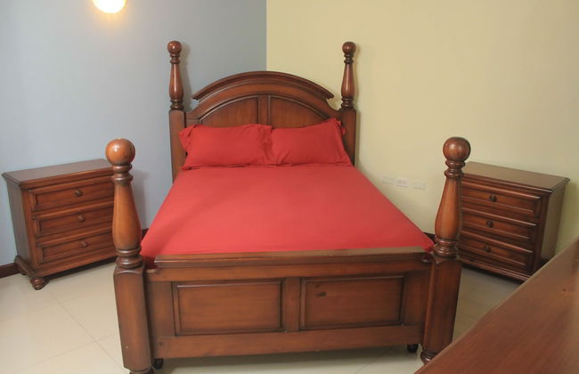 Marley Manor - Foto 3