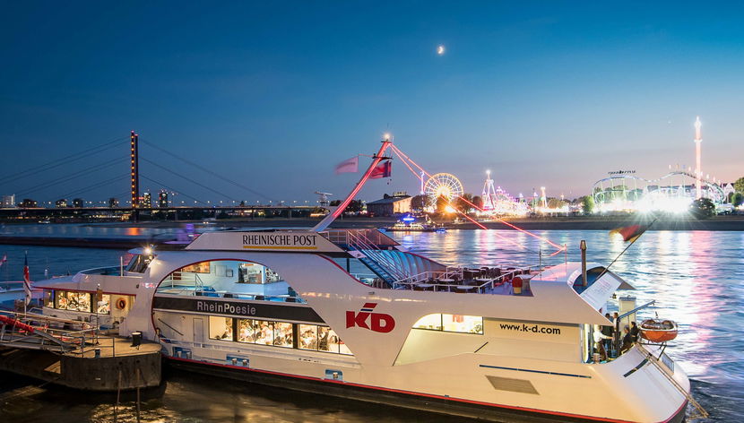 Giro in barca al tramonto a Düsseldorf