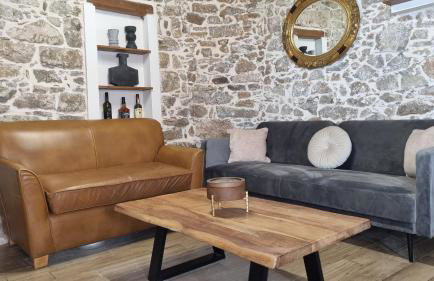 MENELAUS Stone House - Foto 3