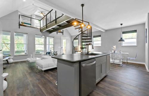 Secret Pool Cabana- Mins to Downtown and Beach - Foto 22