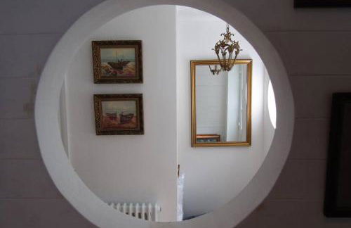 Lovely Spacious Cottage Near The Coast - Foto 13