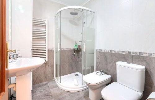 Apartamento acogedor en Gernika con garaje y terraza, 2 habitaciones y 2 baños - Foto 14