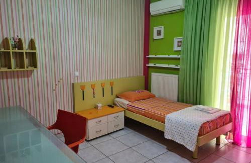 Άνετο, μεγάλο σπίτι κοντά στο μετρό - Foto 32