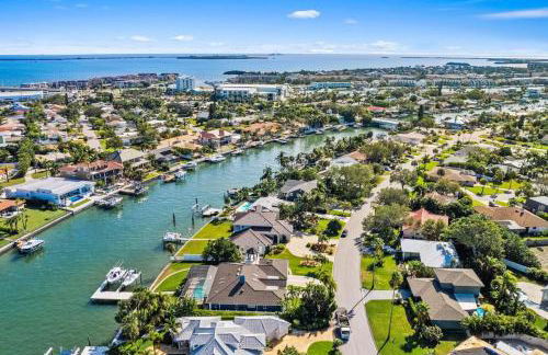 Peaceful Haven Waterfront Home Tierra Verde - Foto 48