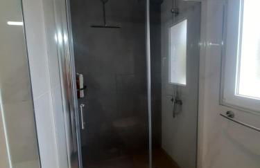 Large bright villa for 12 people and 3 dogs with supplement - Foto 19