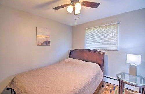 Lakefront Apartment with Patio on Lake St Clair - Foto 13